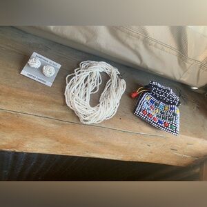 Vintage matching set of beaded earrings and necklace comes with beaded bag